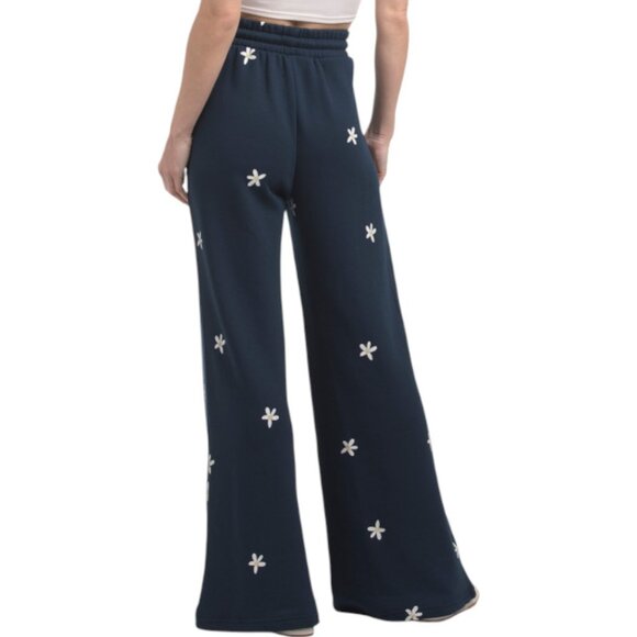 CHASER Daisy Sweatpants - Picture 3 of 3